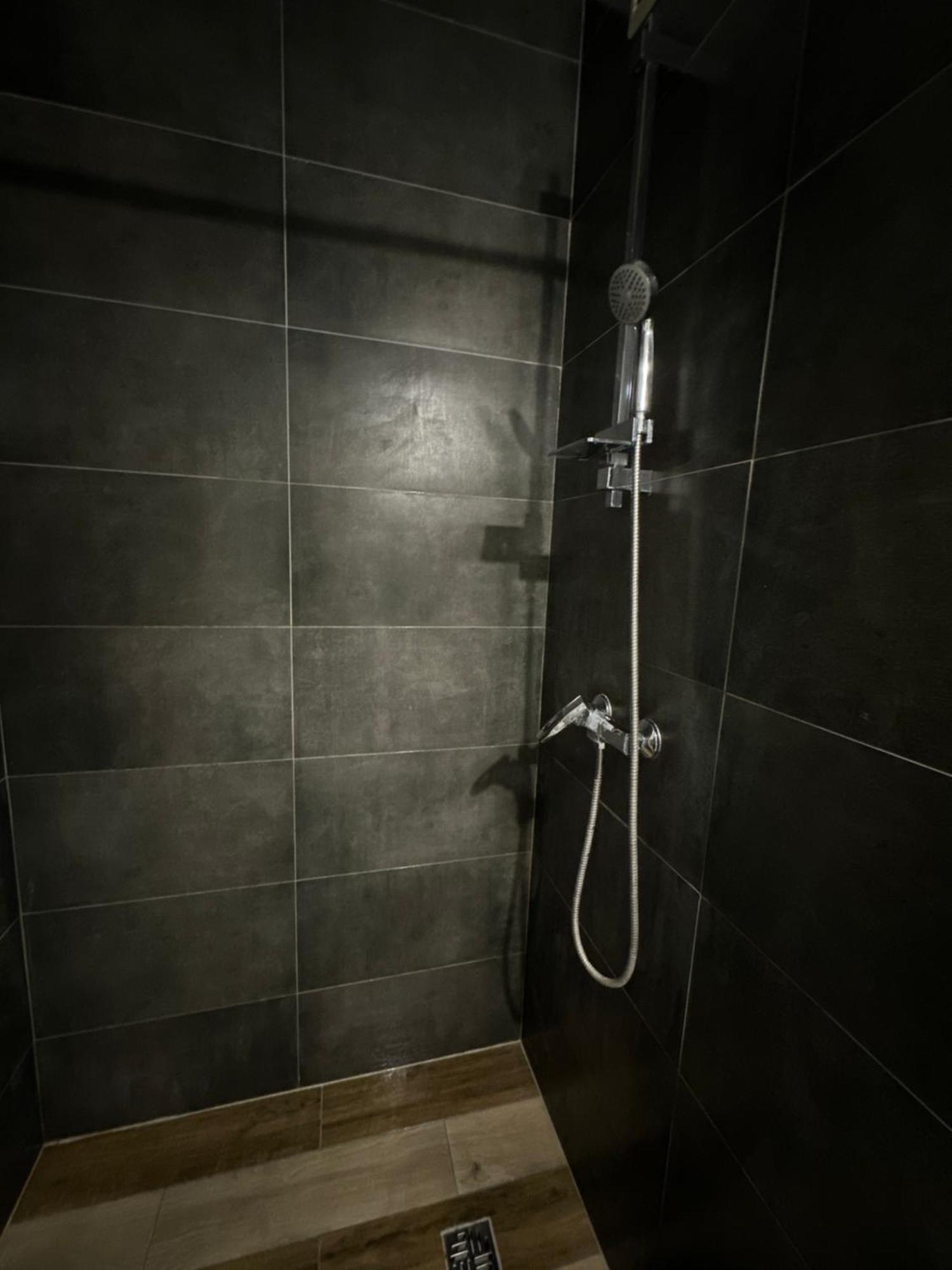 Levvv Apartment Lviv Extérieur photo